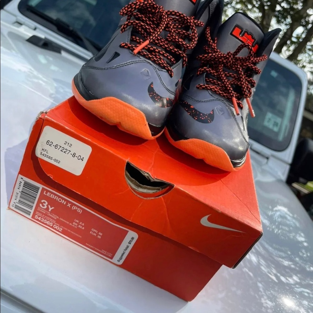 Nike lebron x lava size 3y